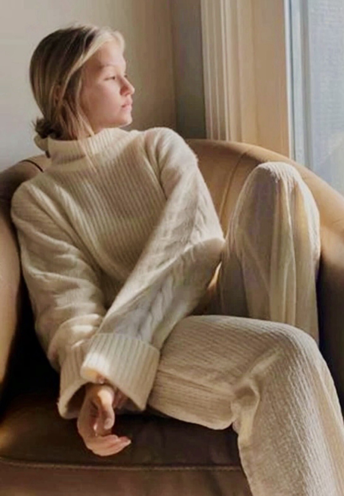 Gentle Herd NWOT Oversized Cashmere Turtleneck Sweater, size XL