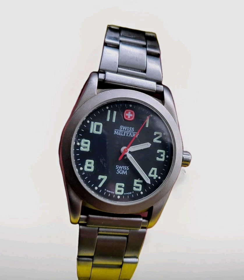 Reloj militar suizo, Wenger, coleccionable del ejército suizo que podrías usar a diario Foto 2 de 4