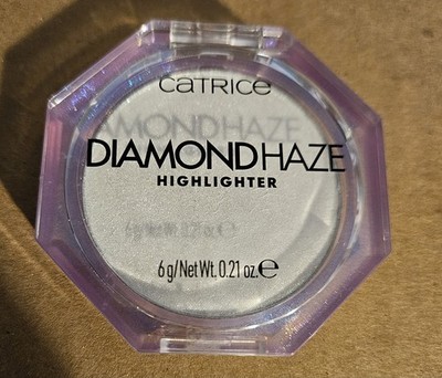 Catrice | Diamond Haze Highlighter 010 Gimme Glitter Stunning 3D Shimmer .21 Oz