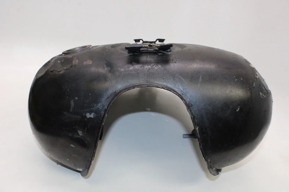 04-06 HONDA SHADOW AERO 750 VT750C OEM GAS TANK FUEL PETROL RESERVOIR - Image 4 of 4