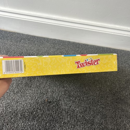Hasbro Gaming Twister Game Classic Children’s Fun Family Gaming Board New sealed - Picture 7 of 7