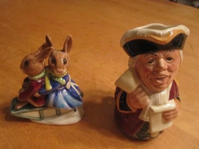 ROYAL DOULTON LOT OF 2 FIGURINES BUNNYKINS 1972 & MR. TONSIL TOWN CRIER 1983