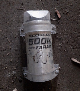 Scosche 500K 1 Farad Car Audio Power Capacitor, 1F Capacitance