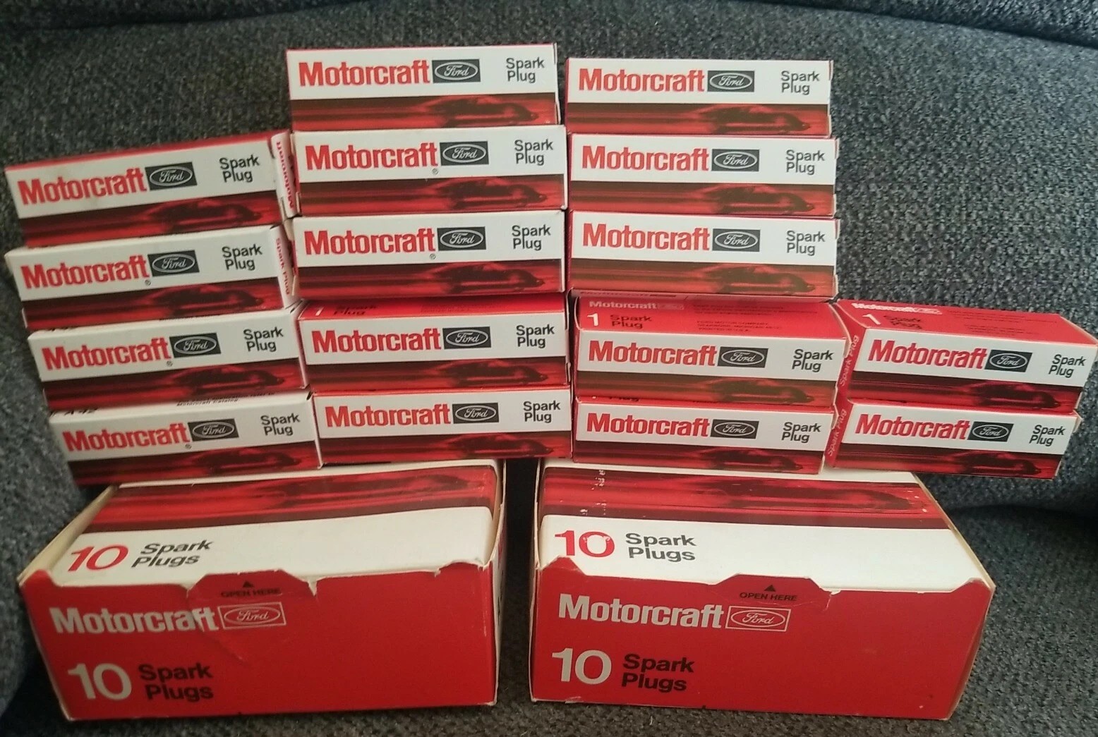 Ford Motorcraft Spark Plug Set of 16 Part # A42 New and Unused