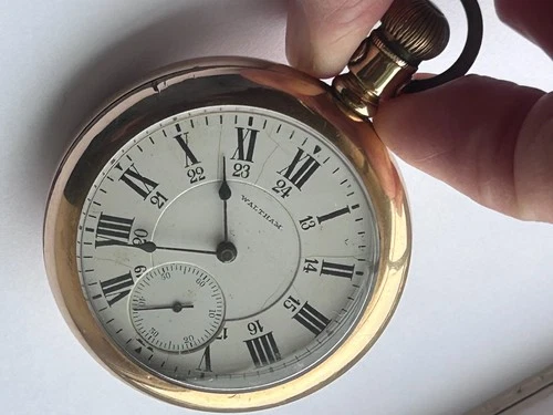 Antique Open Face WALTHAM Pocket Watch With Gold Filled Case (B766)