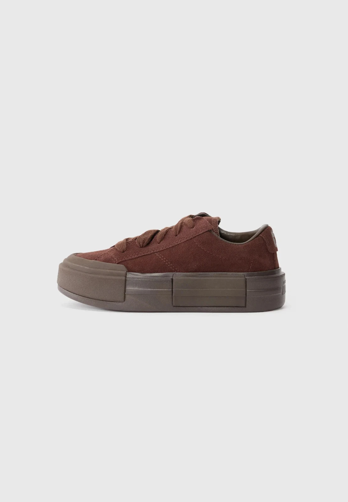 Converse Chuck Taylor All Star Cruise Ox Suede Trainers in Brown