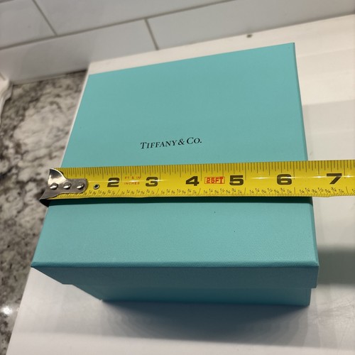 Tiffany & Co EMPTY Gift Box Packaging with Lid - Tiffany Blue 6¼ X 6¼X 3½ - Picture 6 of 10