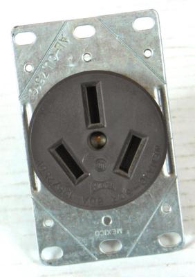 EAGLE POWER RECEPTACLE NEMA 10-50R 50A 125V/250 AL-CU NEW