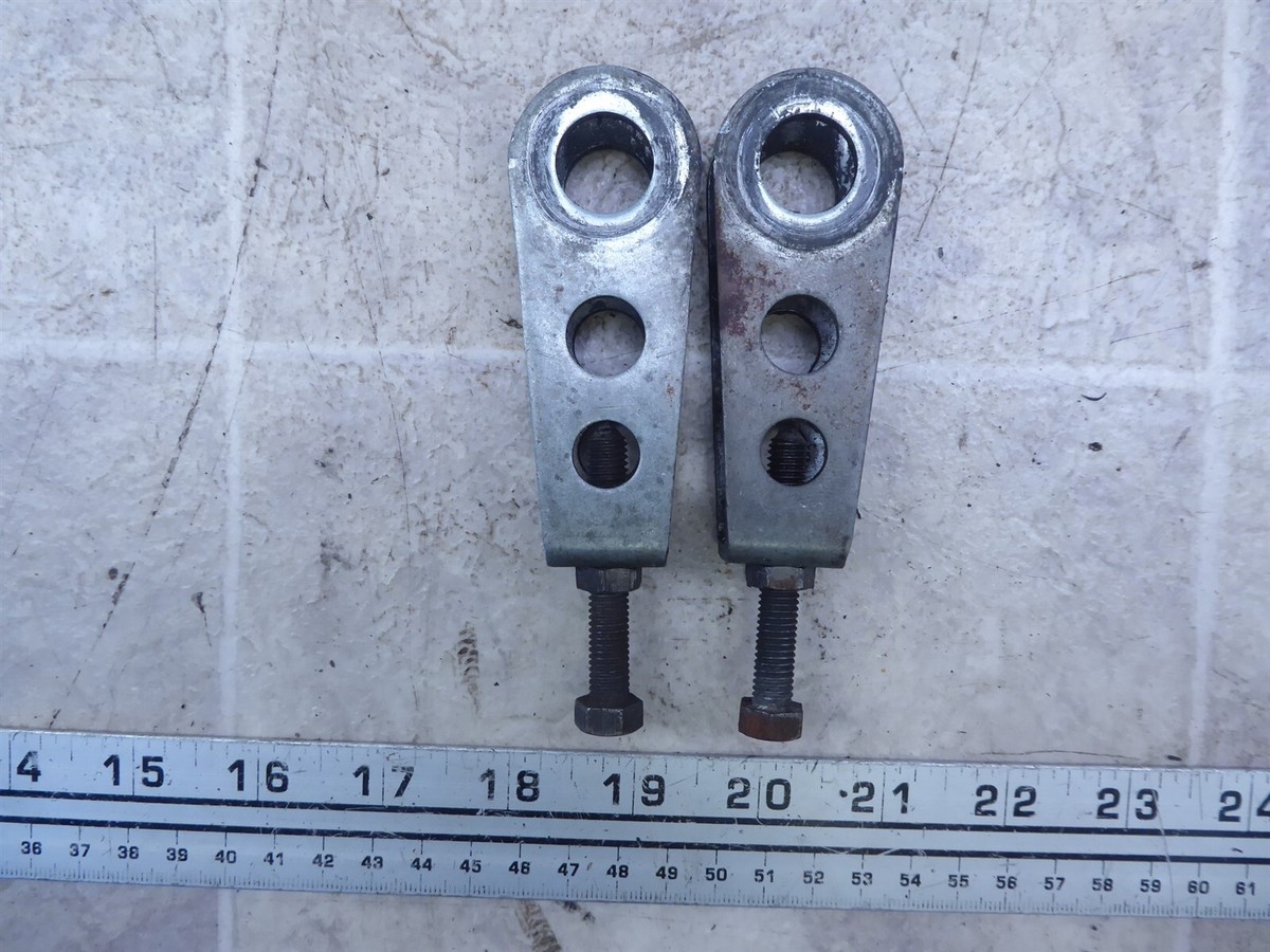 1981 Kawasaki KZ750 LTD K516-2) left and right rear wheel chain
