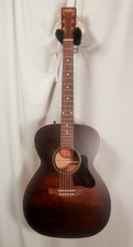 Art & Lutherie Legacy Bourbon Burst Concert Hall Acoustic Model # 045570 New