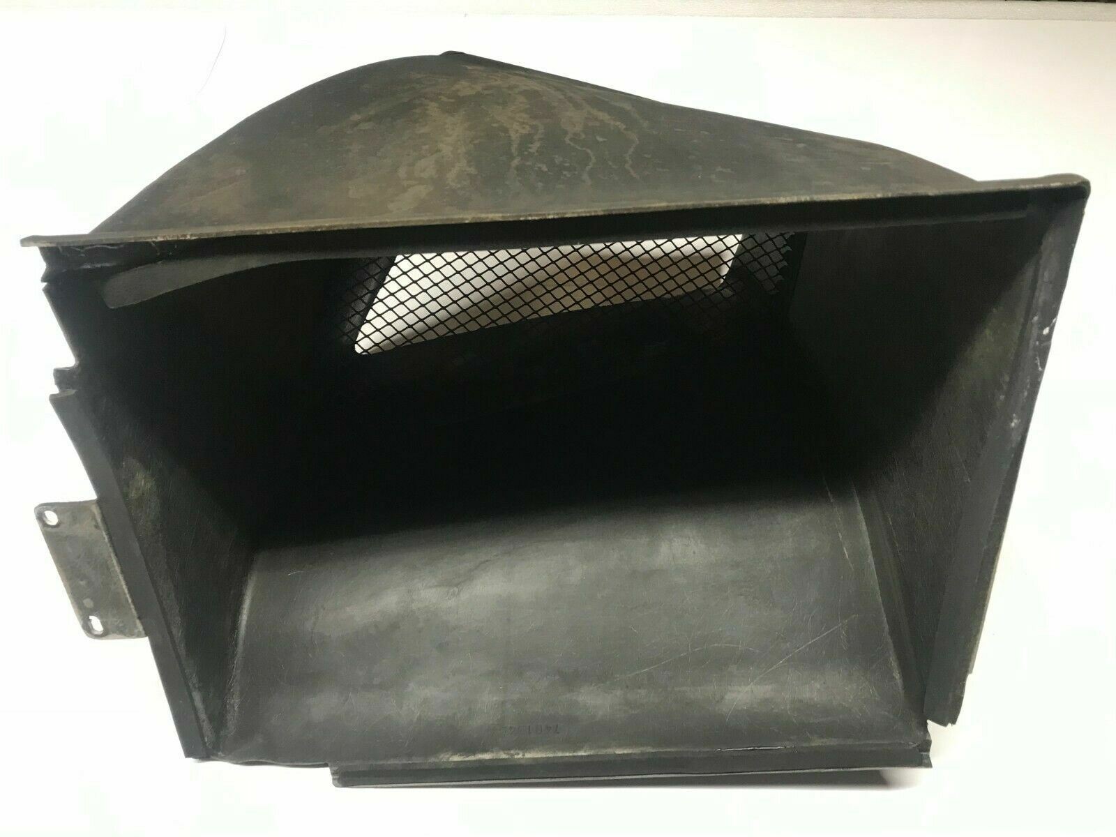 LAMBORGHINI MURCIELAGO PASSENGER RIGHT RADIATOR CONVEYOR AIR DUCT OEM 410121282