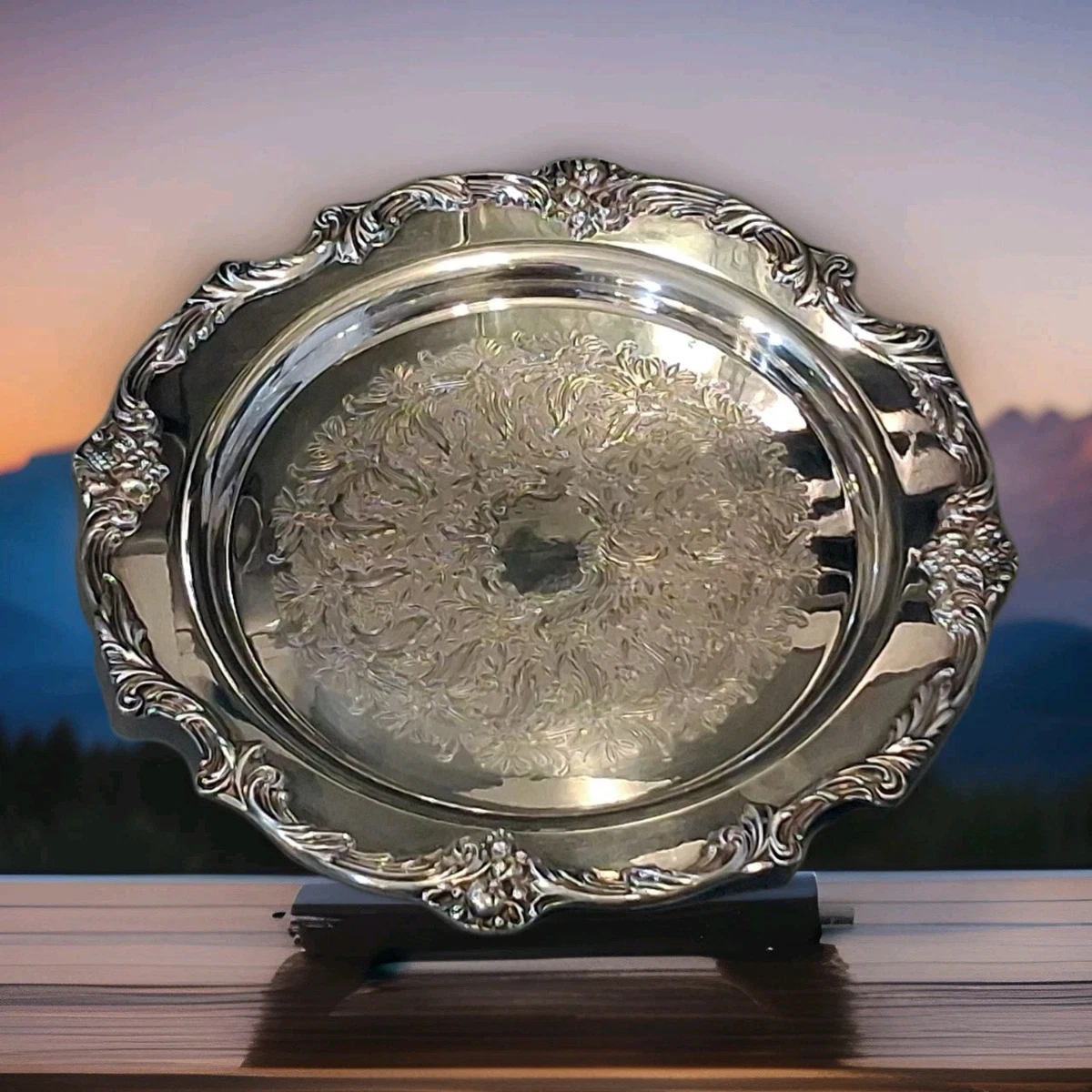 【Reed & Barton】ビクトリアンのティーケトル スタンド / バナー Reed & Barton Victorian Antique US Silver-Plated Platters & Trays