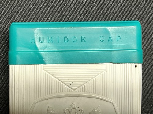 Vintage Paxton Cigarette Humidor Philip Morris & upcycled glass matching ashtray - Picture 7 of 20