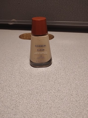 NEW Covergirl Clean Liquid Foundation #110 Classic Ivory 1 FL.OZ. Makeup