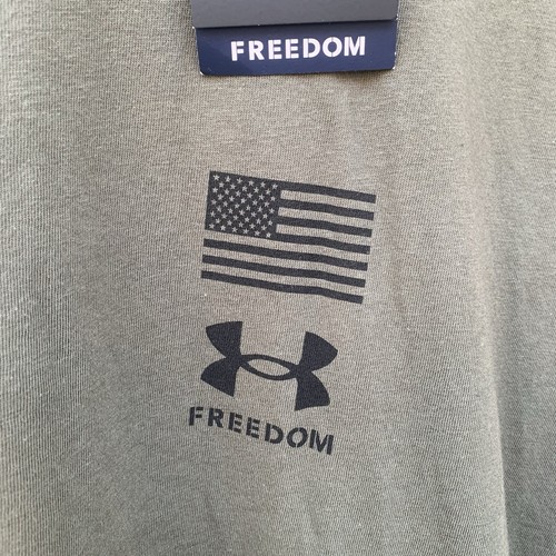 NUEVA Camiseta Under Armour Para Hombre Talla L Grande UA Verde Bandera Libertad Calce Suelto - Imagen 12 de 18