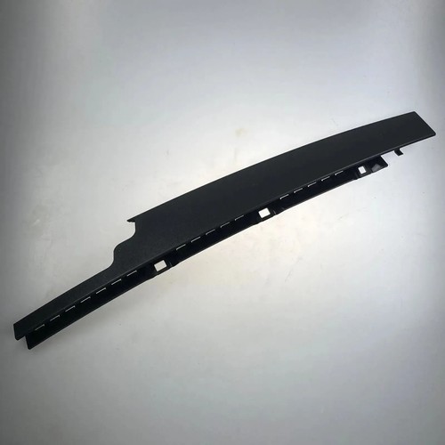 Orig 2019 SEAT IBIZA (KJ) AID FOR CLOTHING 6F0837901E - Picture 6 of 9