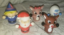 Set of 5 Rudolph Red Nosed Reindeer Santa Bumble Hermey Clarice Finger Puppets