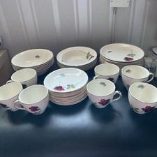 Vintage Alfred Meakin Tableware. Cups, Saucers, Side Plates, Soup & Pud Bowls