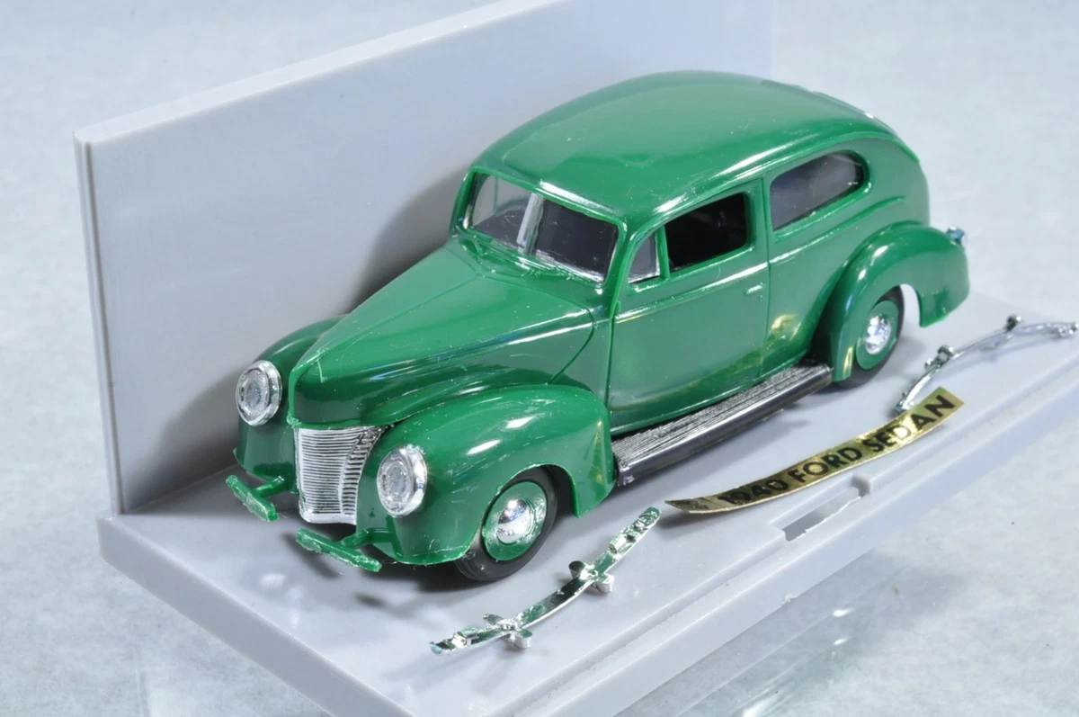 Norev - Lot de 10 voitures - bel état d'usage, dont Simca beaulieu