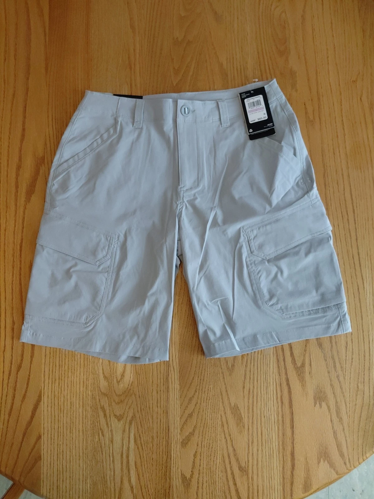Under Armour Men's UA Fish Hunter Cargo Shorts Size 32.