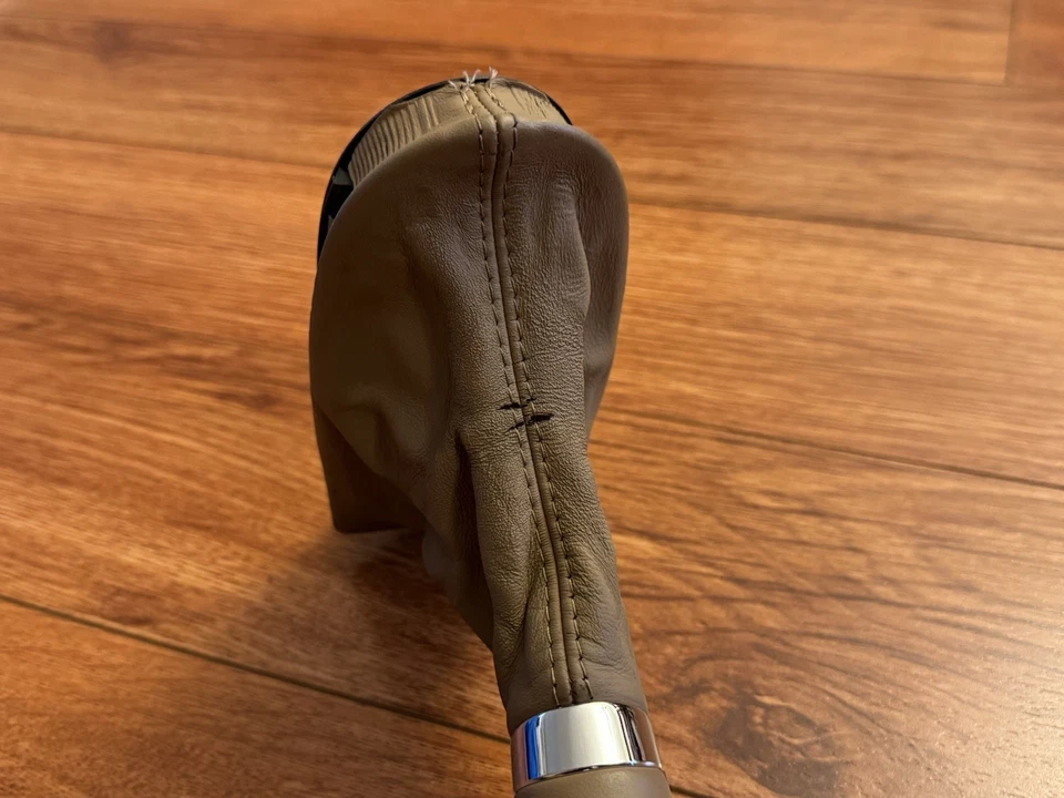 OEM 2007-2009 Mercedes-Benz W211 E350 E550 palanca de cambios perilla arranque madera beige Foto 3 de 4