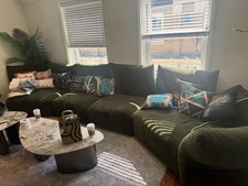 Large Modular Sofa with Coffee Table & Rug - Excellent Condition