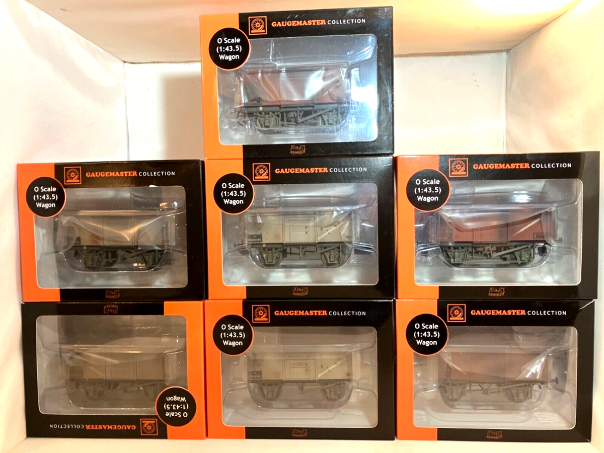 BR 16T Mineral Wagon - Bauxite (570260) BR 16T Mineral Wagon - Bauxite (570260)