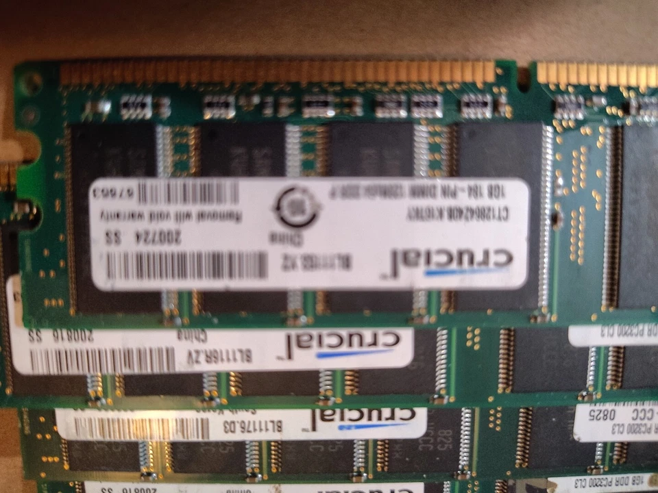 CRUCIAL 1G 134-PIN PC3200 CL3 DDR MEMORY  - Image 3 of 3