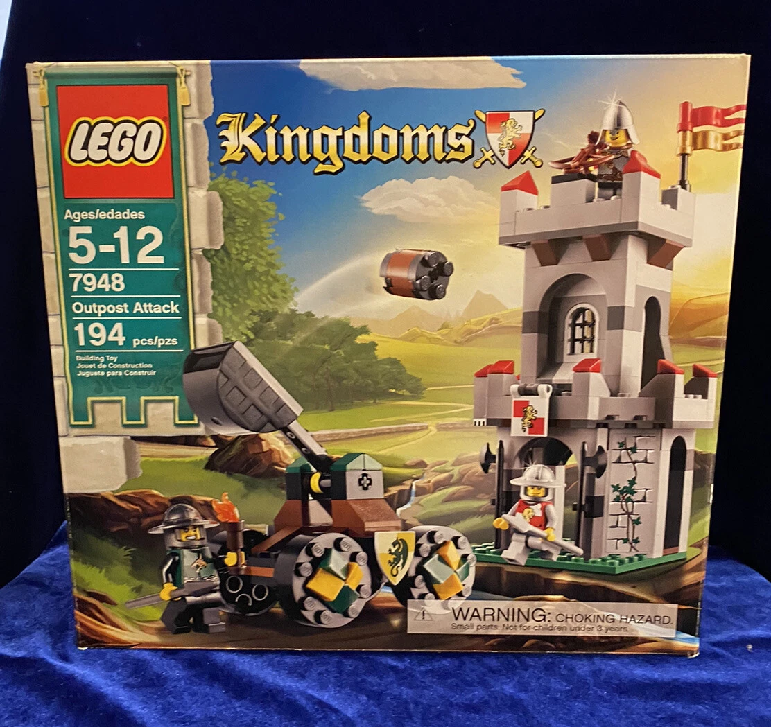 🔥LEGO Kingdoms Outpost Attack 7948 CIB w/Figures,box,instructions *Retired Set* |