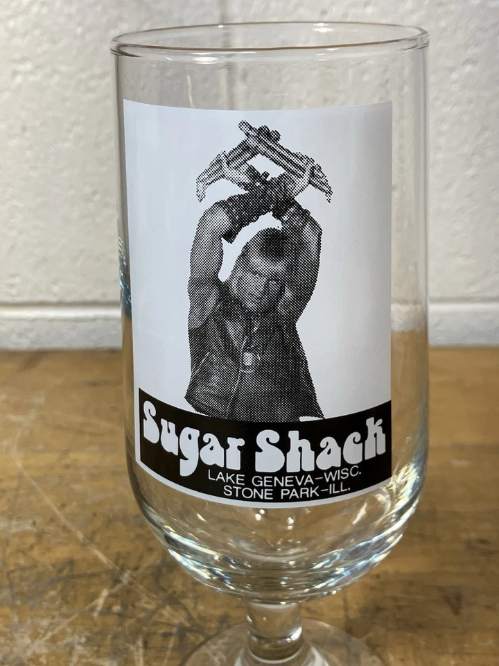 De colección Sugar Shack Bailarín Masculino Tallo Vidrio Lago Ginebra WI Stone Park nunchaku Foto 2 de 4