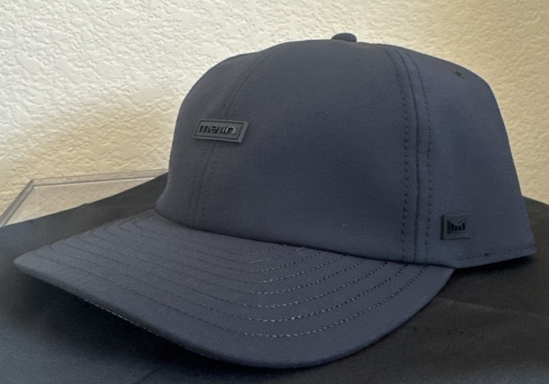 Melin Hydro THE LEGEND HAT - BLACK - Sz Classic. NWT