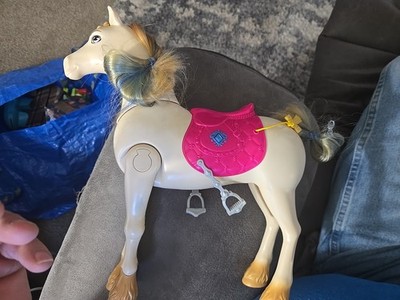 Mattel Barbie White Walking Horse Battery Operated