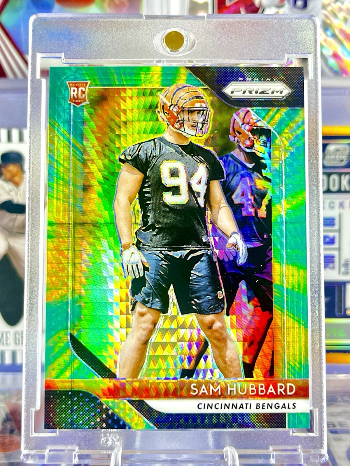 2018 Panini Sam Hubbard - Green Yellow Hyper Prizm /275 - Cincinnati Bengals