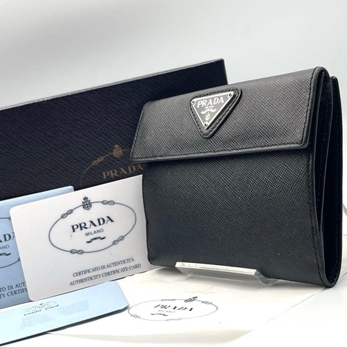 Very beautiful item✨Box✨Garage✨PRADA Prada bifold wallet Saffiano black