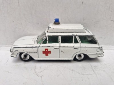 Dinky Toys #278 Vauxhall Victor Ambulance 1/43 die cast used replacement tires