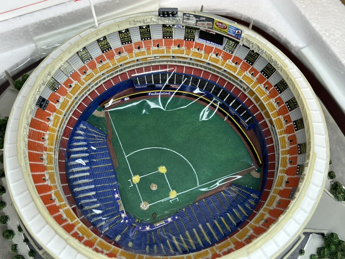 スリーリバース・スタジアム／スタジアムレプリカ (ピッツバーグ・パイレーツ) Three Rivers Stadium Pittsburgh Pirates 3D Ballpark Replica