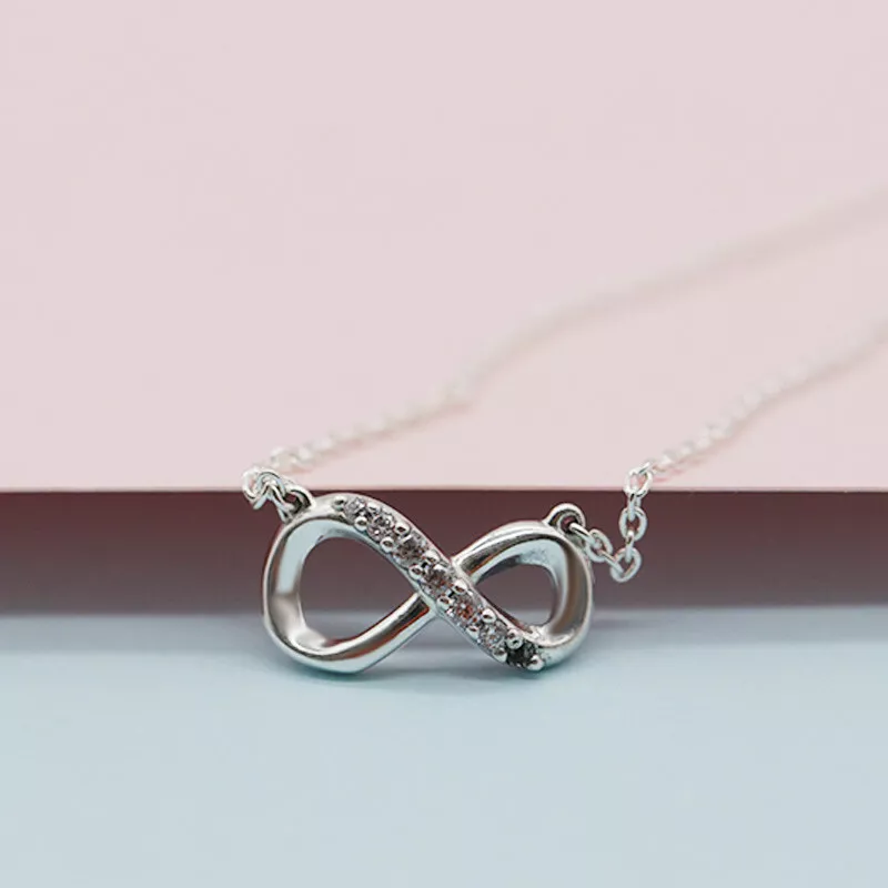 New Authentic 925 Sterling Silver Sparkling Infinity Collier