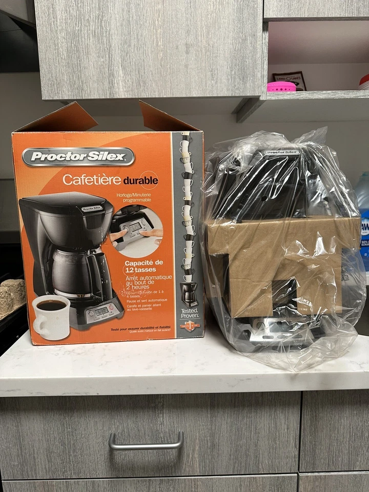 Cafetera duradera Proctor Silex Foto 3 de 4