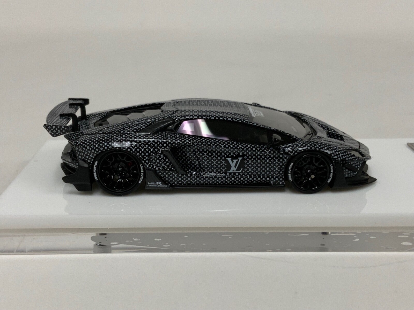 Picture 3 of 7