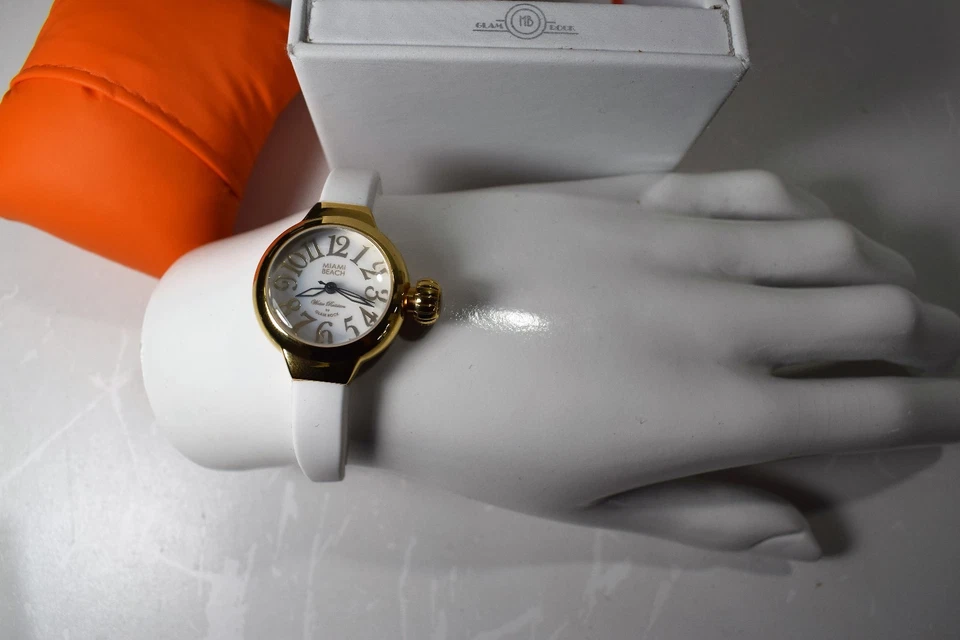 Женские часы Glam Rock Miami Beach ар-деко белый циферблат белая резина - Изображение 3 из 4