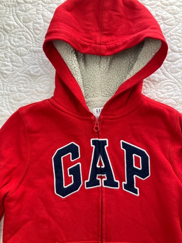 Gap Kids Hoodie Full Zip Gap Logo Front Red Size Small (6-7) Boy Girl Fleece - Picture 2 of 8