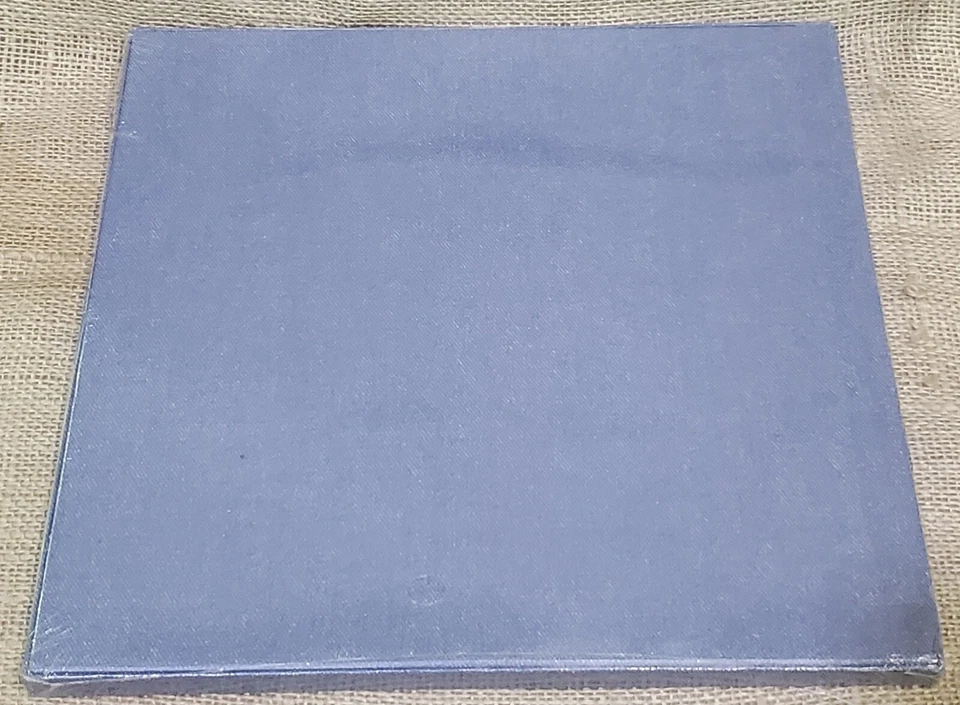 Country Music Cavalcade USA feat 'Nashville Scrapbook' Box Set of 3 Vinyls NIP - Image 3 of 3