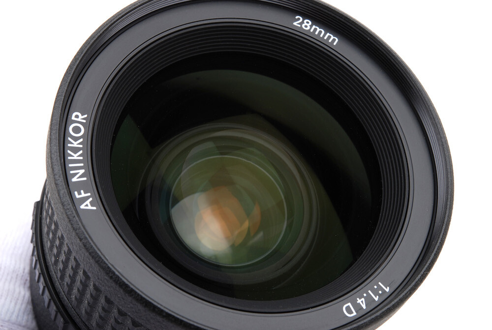 Ex++ Nikon AF Nikkor 28mm f/1.4 D Made In Japan w/Caps