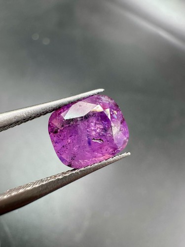 2.8 Ct Natural Pink Sapphire – Cushion Cut, Vivid Color, Untreated Gemstone - Picture 7 of 12
