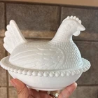 Vintage Indiana Glass milk white Hen On A Nest 7" Chicken Perfect!