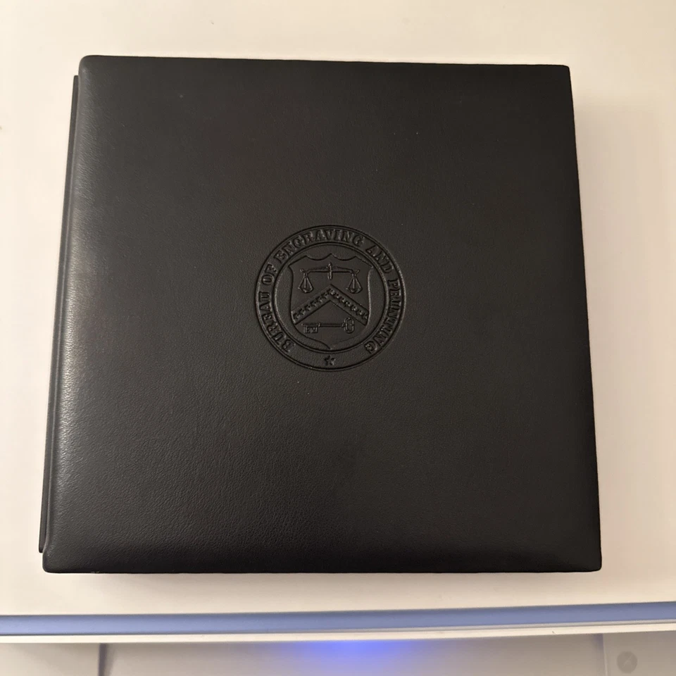 Evolution Series 2001 & 2004 $50 Bills. identical SN #'s one 50 stared low SN# - Image 3 of 4