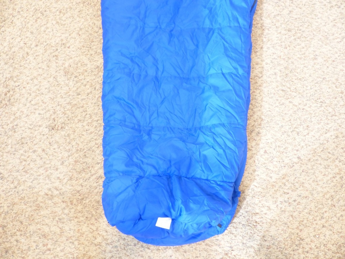 The North Face 30516 20° Blue Mummy Style RH Zip Camping