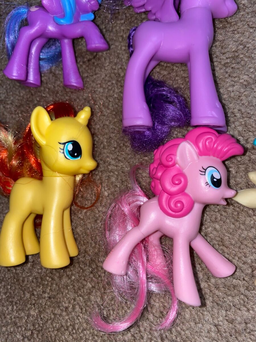 Collectible LOT OF 16 Small My Little Pony Little Ponies Figures