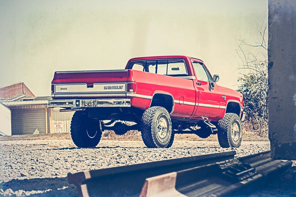 Kit de elevação Rough Country 4" para picape Chevy/GMC C20/K20 1977-1987 - 150,20 - Imagem 2 de 4