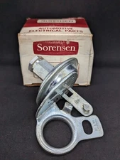 1952 CHEVROLET FLEETLINE FLEETMASTER STYLELINE 6 CYL DISTRIBUTOR VACUUM ADVANCE